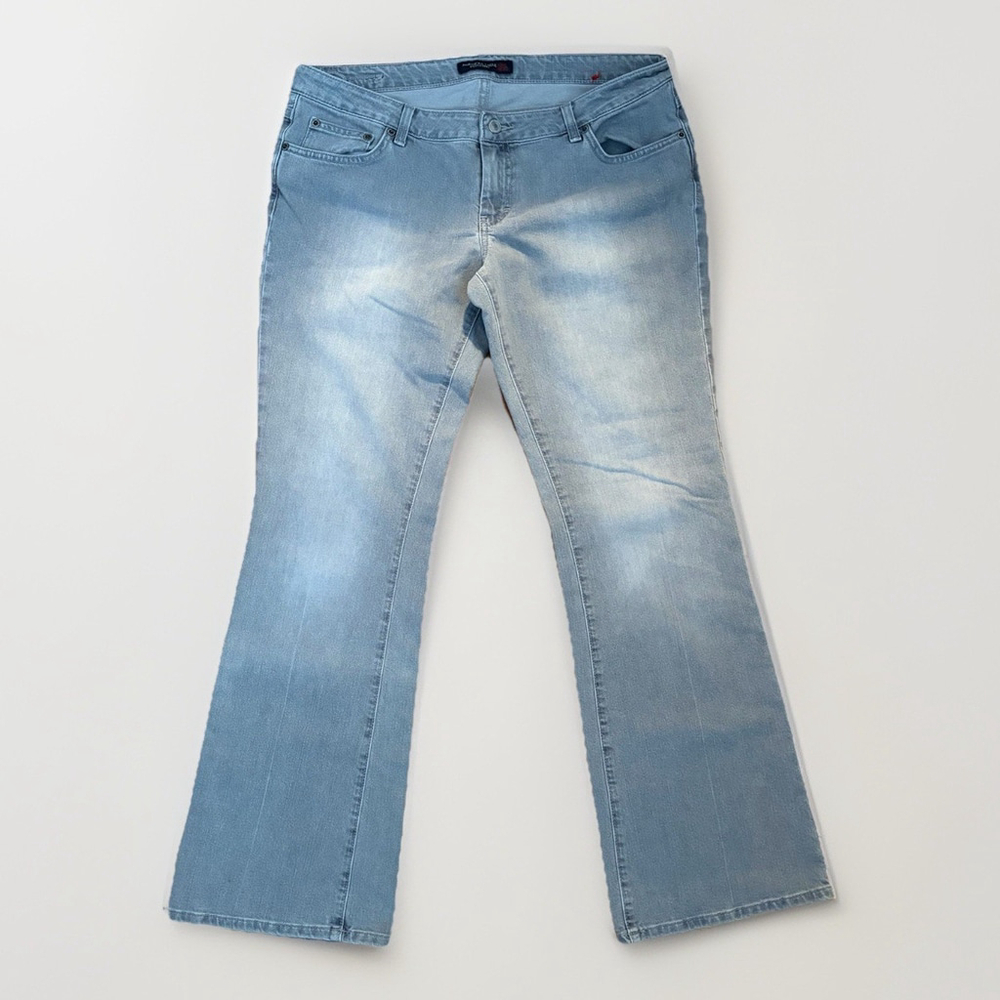American Eagle Low Rise Kick Bootcut Jeans - Size 12
